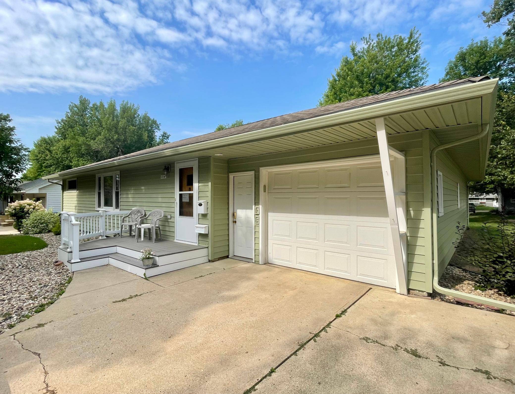 Luverne, MN 56156,1115 Elmhurst AVE