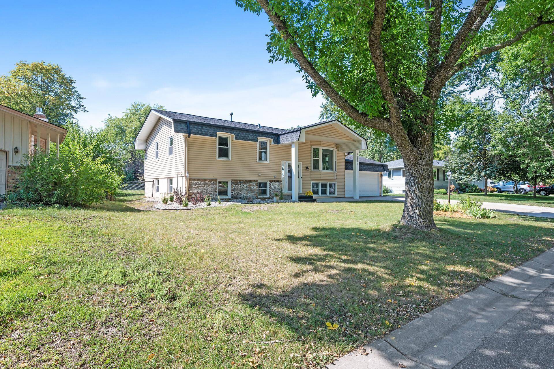 Lakeville, MN 55068,16627 Galaxie WAY