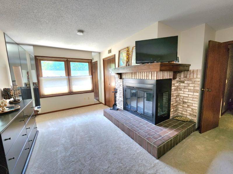 Oakdale, MN 55128,6734 Gretchen PL N