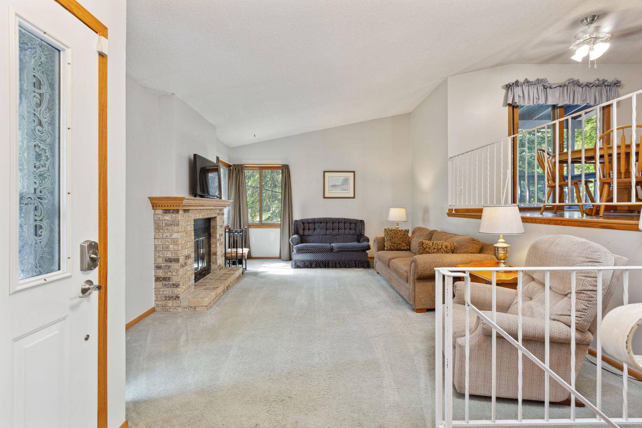 Maple Grove, MN 55369,6440 Lancaster LN N