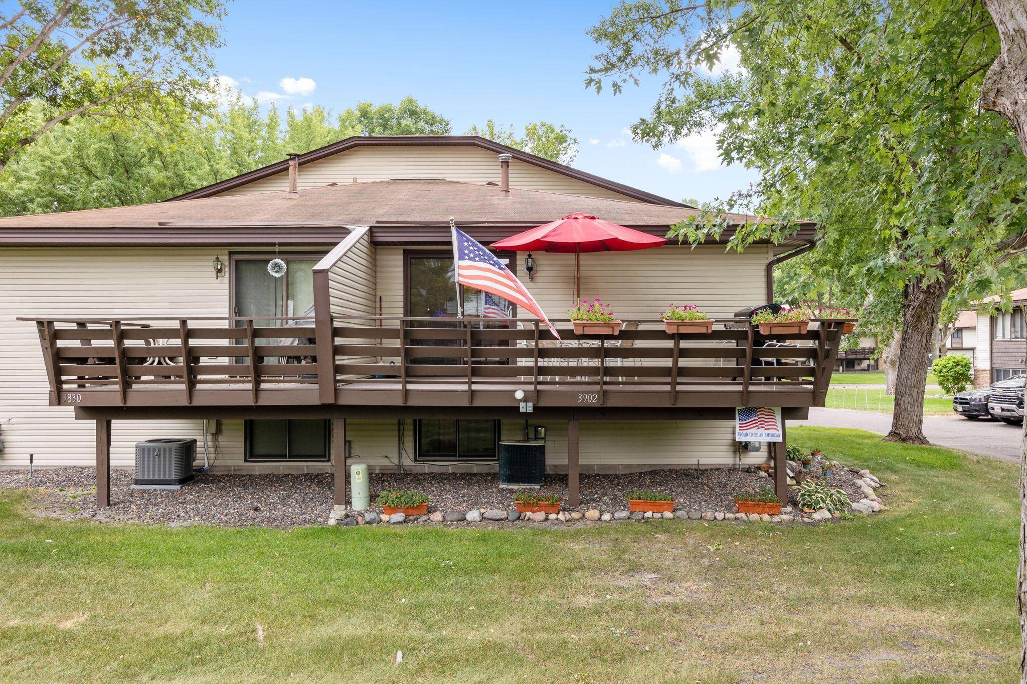 Brooklyn Park, MN 55443,3902 Brookdale CIR N