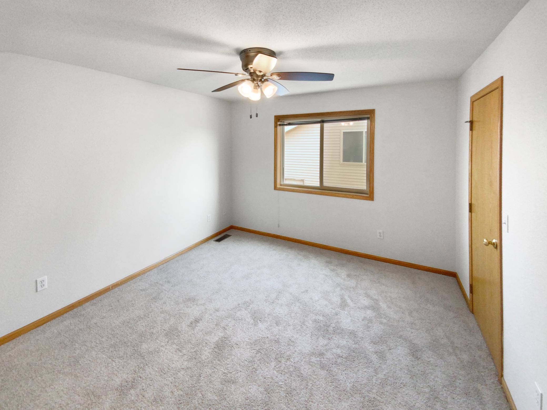 Rochester, MN 55904,4086 Trumpeter DR SE