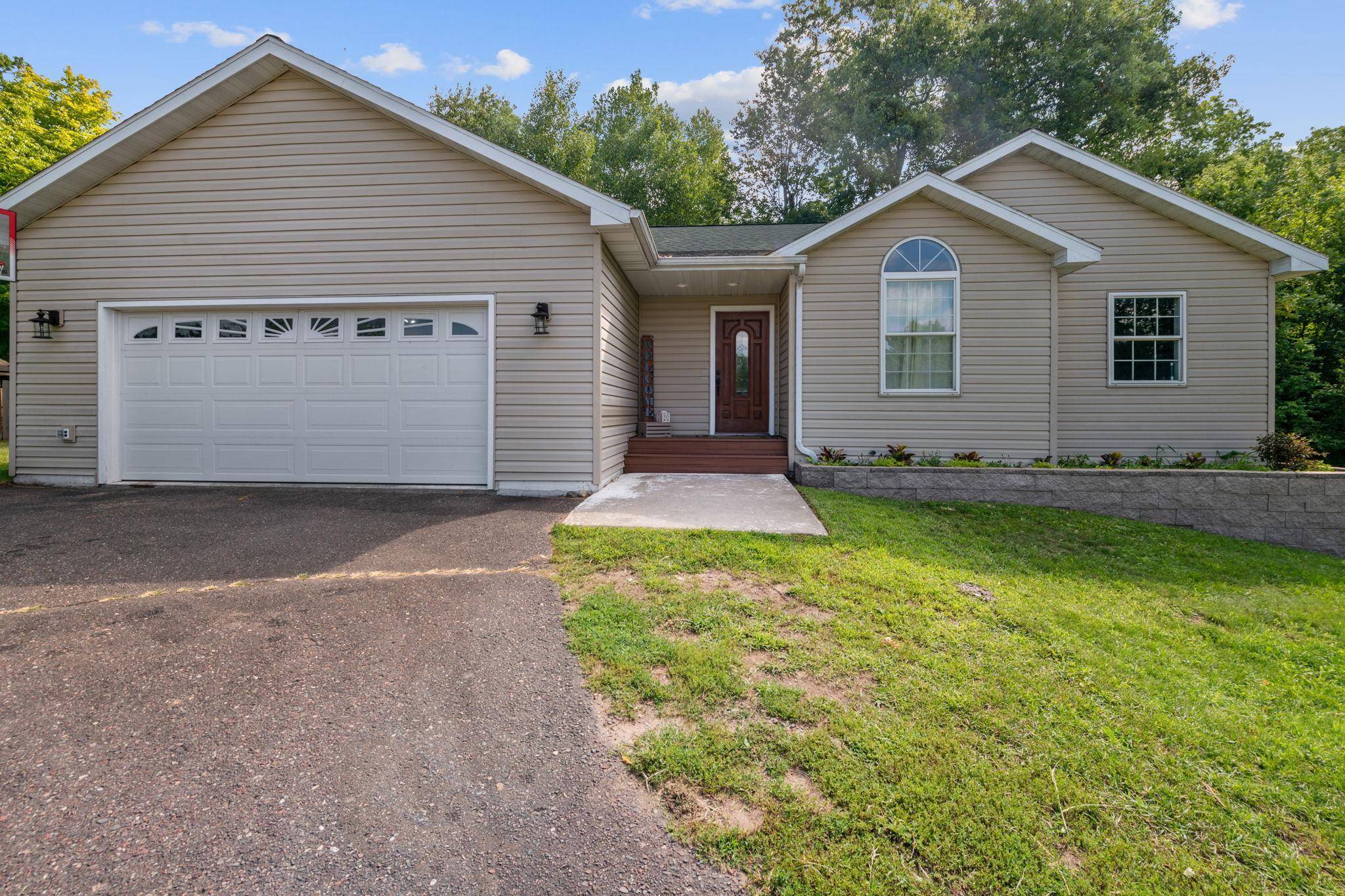 Balsam Lake, WI 54810,124 Vadnais LN