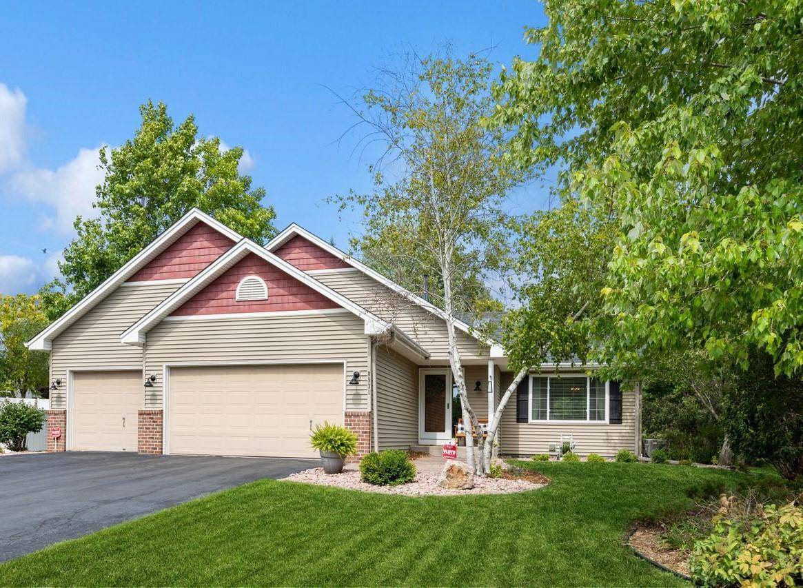 Chanhassen, MN 55317,8531 Flamingo DR