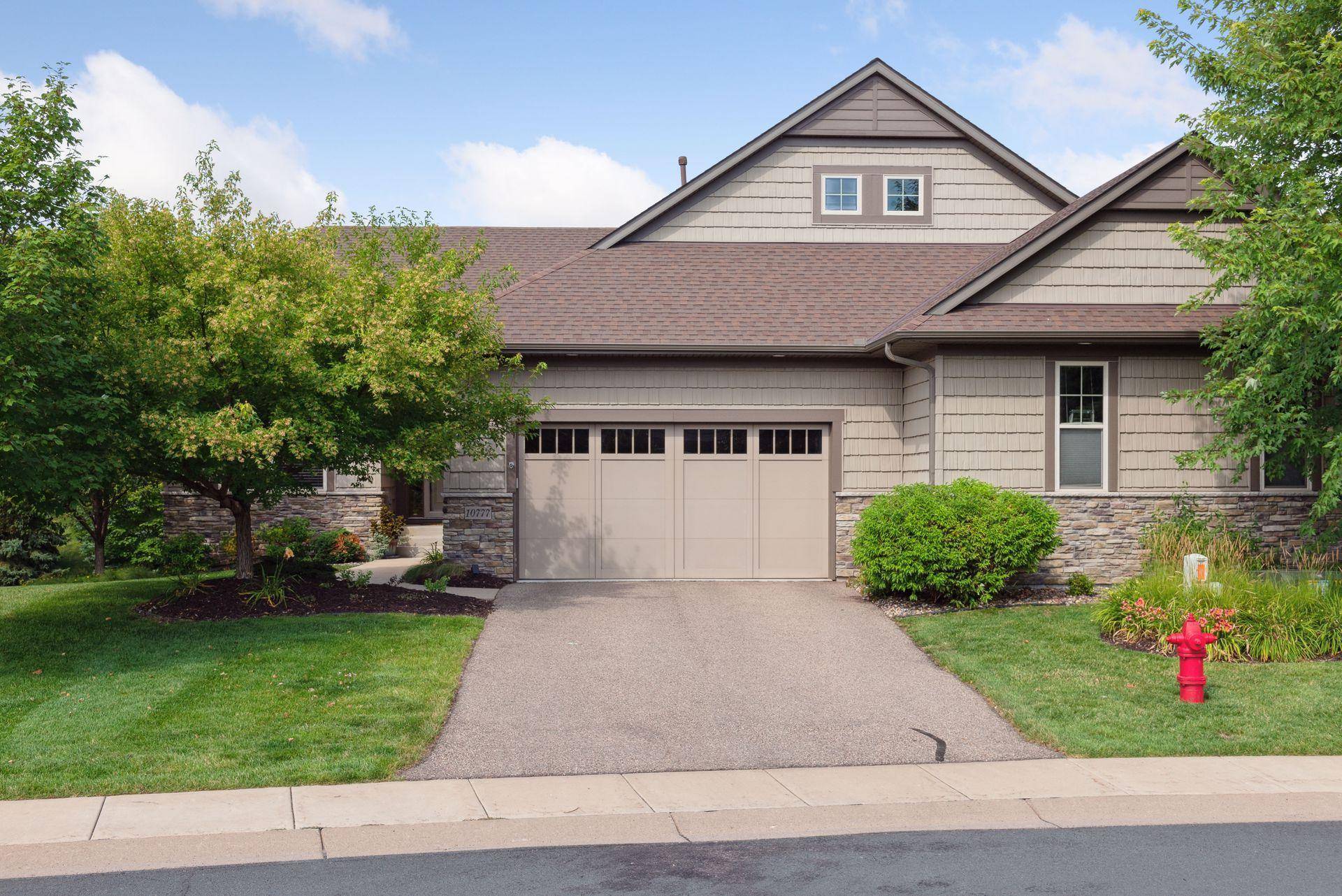 Bloomington, MN 55420,10777 Lyndale Bluffs TRL