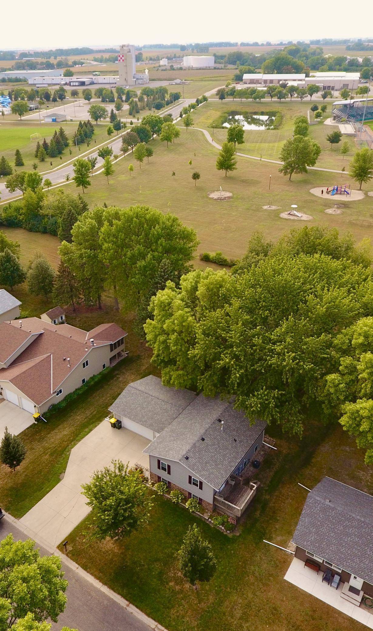 Willmar, MN 56201,1412 18th ST SW