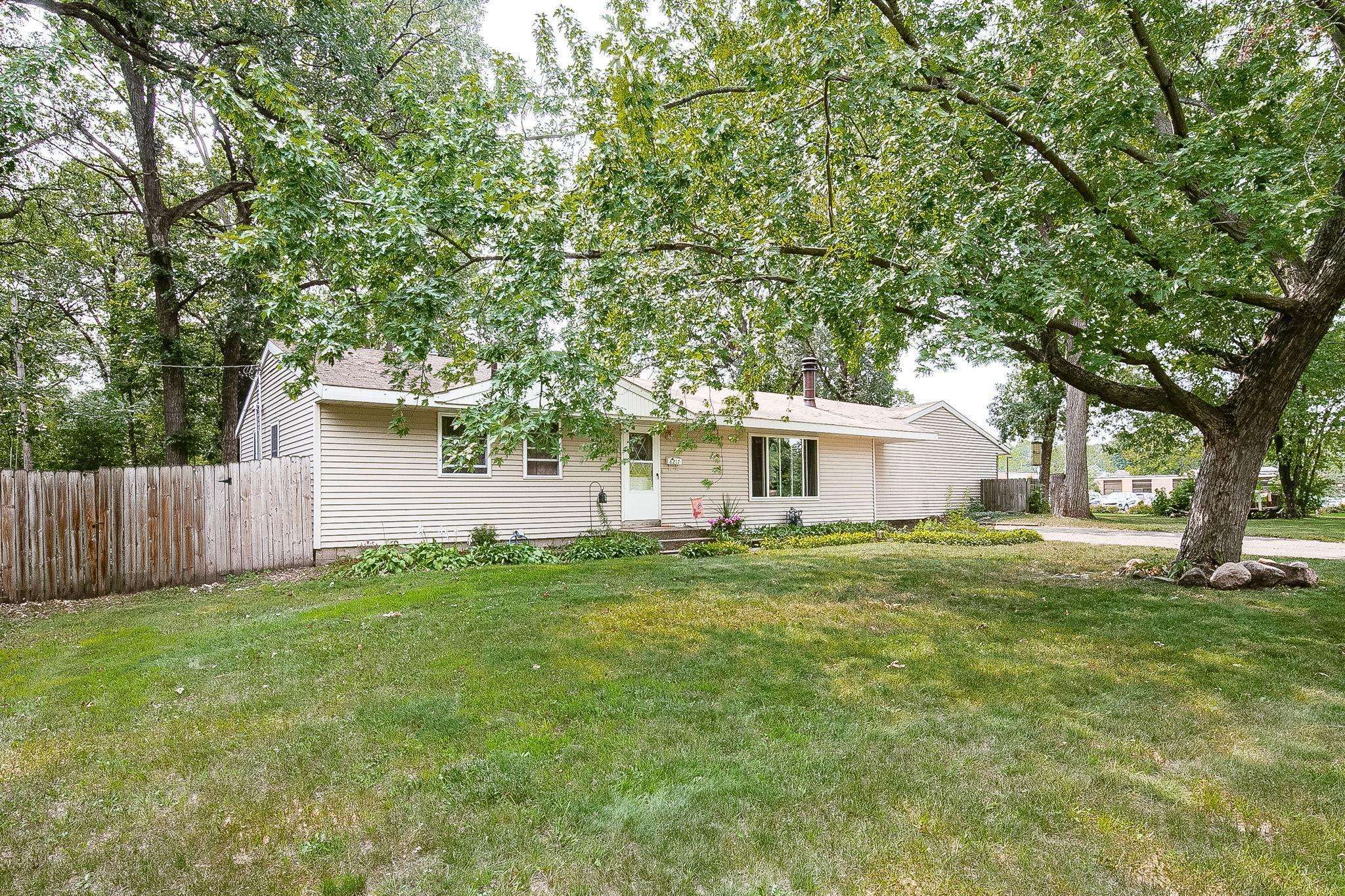 Brooklyn Park, MN 55428,8217 Iris DR N