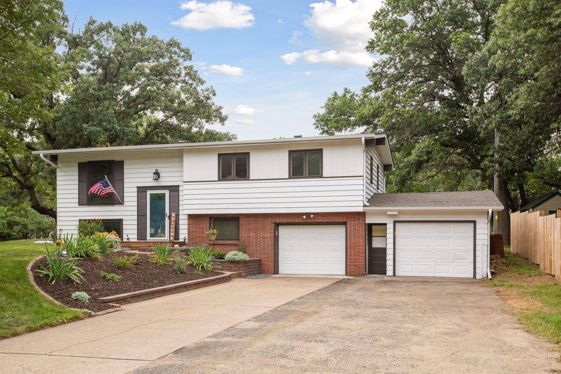 Coon Rapids, MN 55433,9636 Flintwood ST NW
