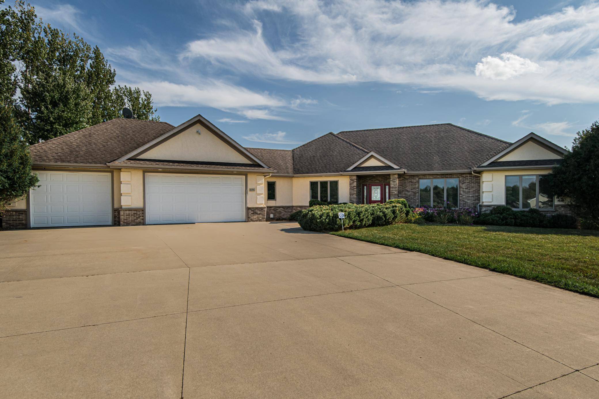 Rochester, MN 55901,8594 Gossman LN NW