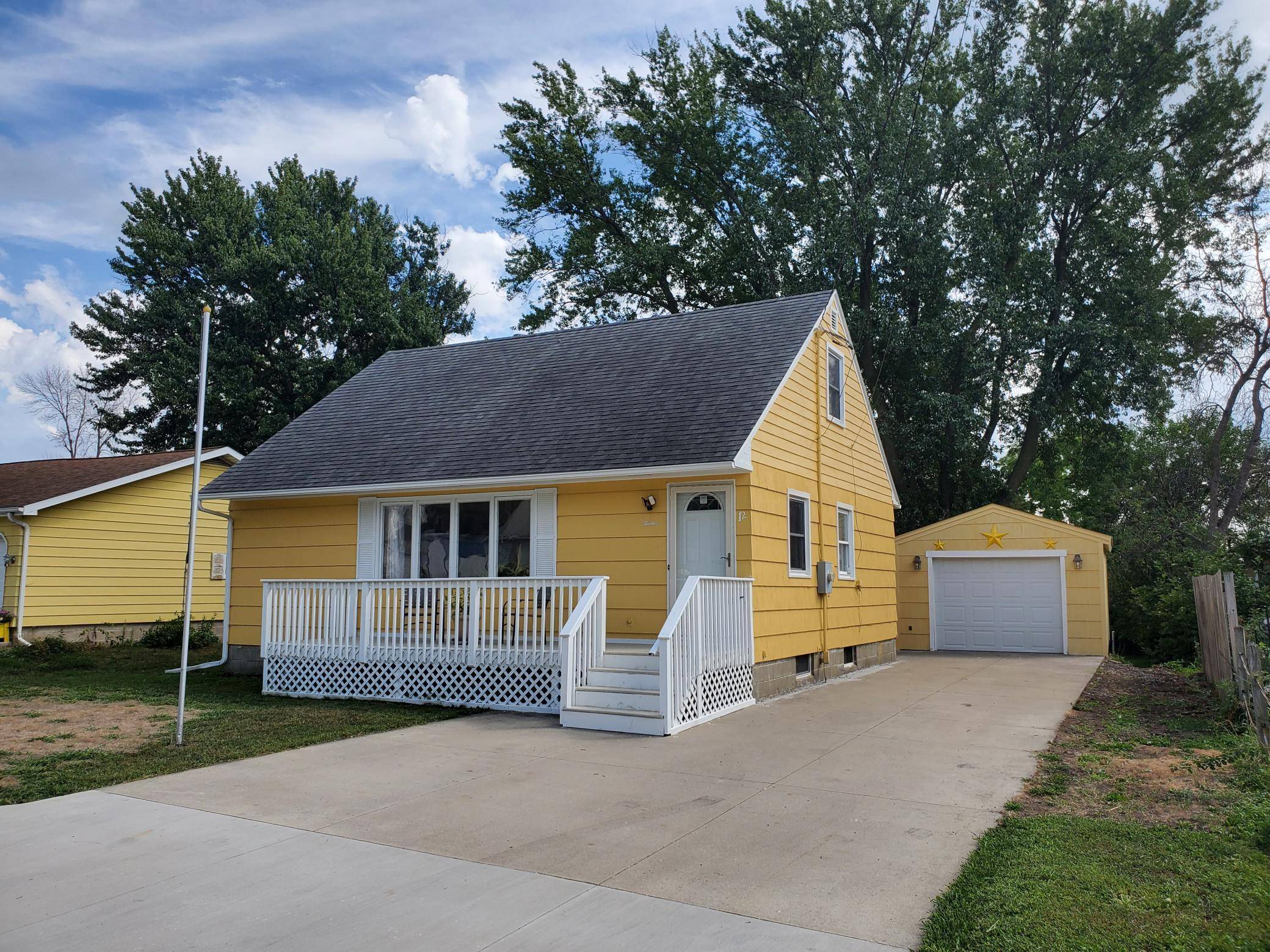 Byron, MN 55920,12 2nd ST NW