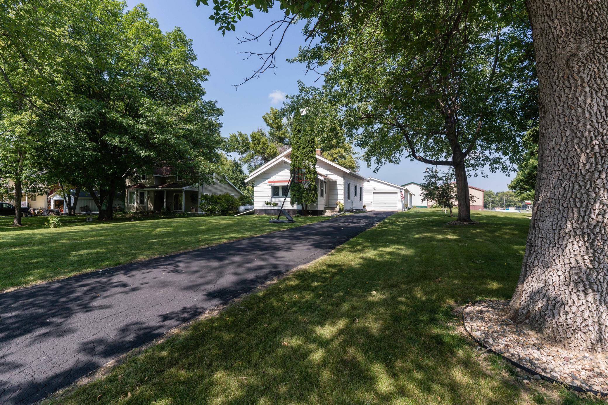 Hoffman, MN 56339,310 Carolina AVE