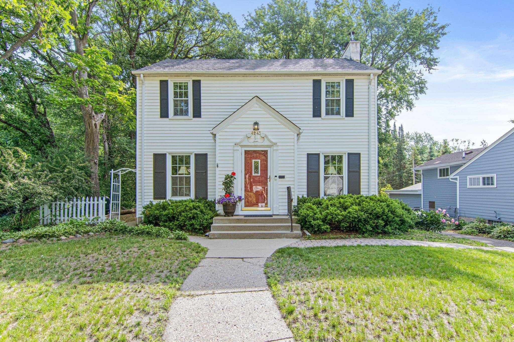 Saint Louis Park, MN 55416,4243 Quentin AVE