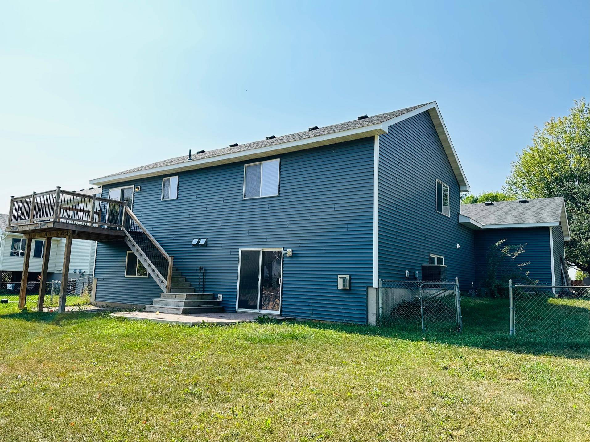 Lonsdale, MN 55046,520 9th AVE NE