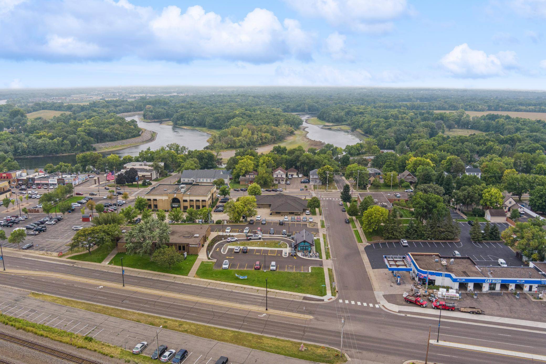 Elk River, MN 55330,324 Lowell AVE NW