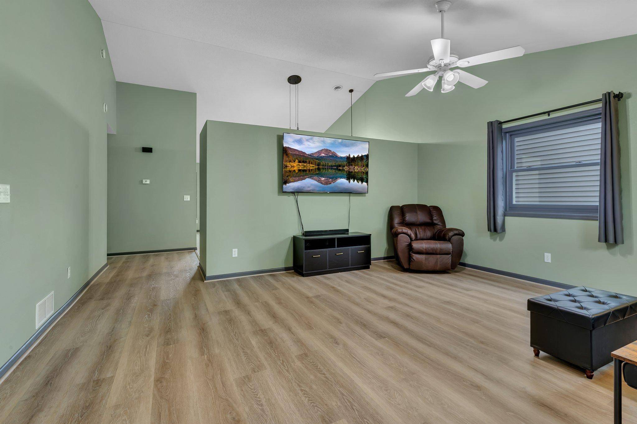 Sartell, MN 56377,706 11th ST S