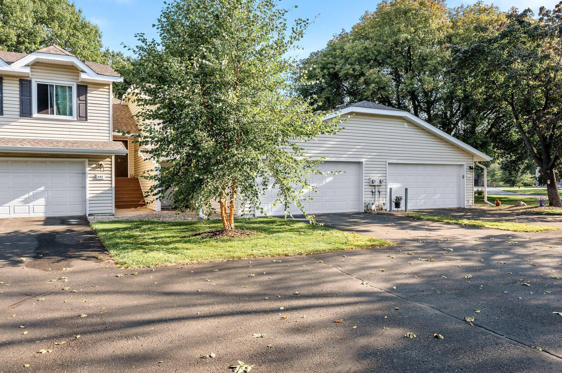 Blaine, MN 55434,411 Pleasure Creek DR