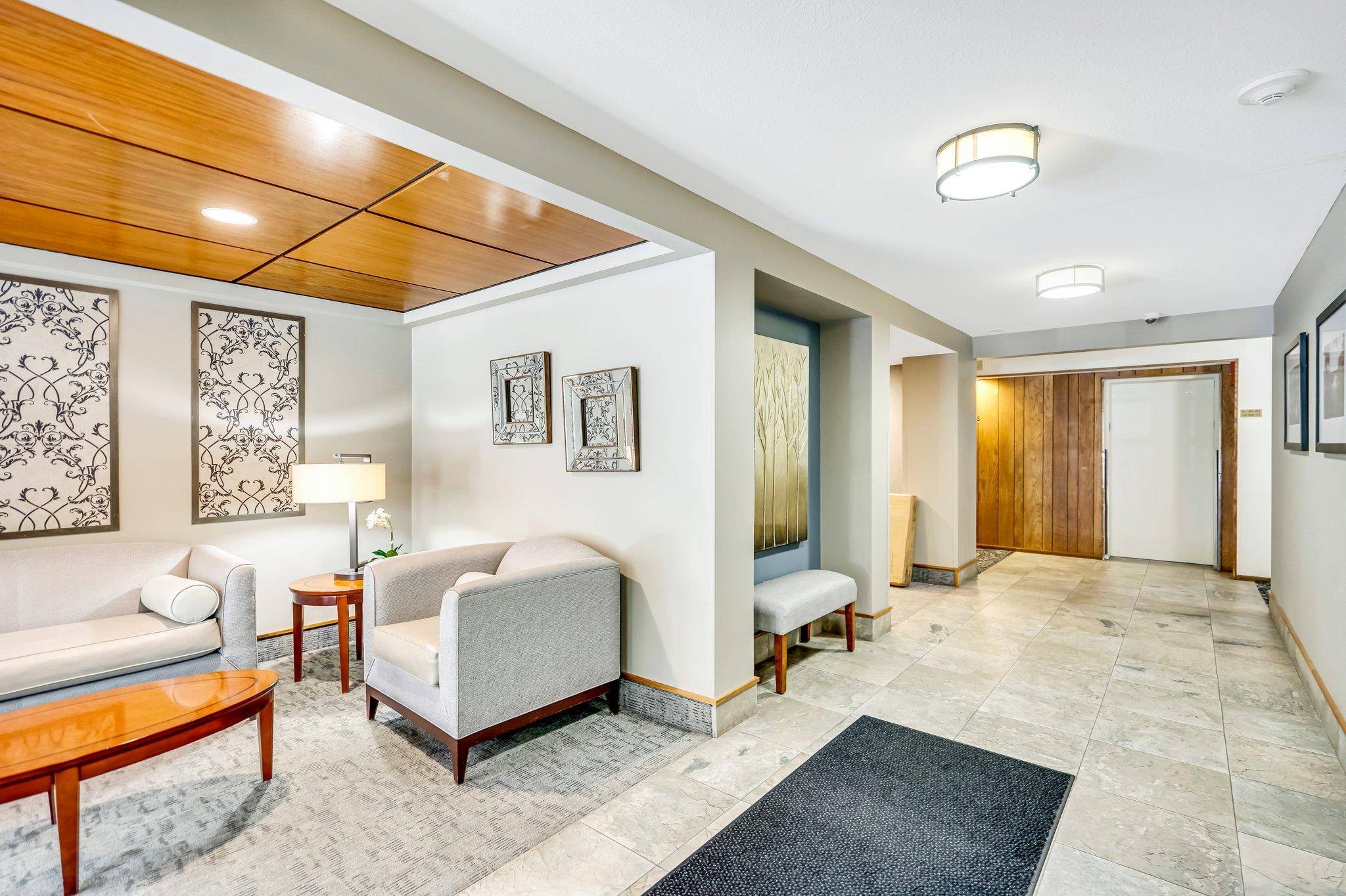 Lilydale, MN 55118,1077 Sibley Memorial HWY #610