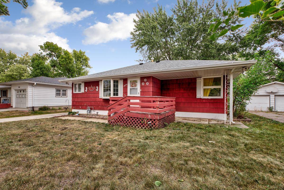 Albert Lea, MN 56007,1509 Edina AVE
