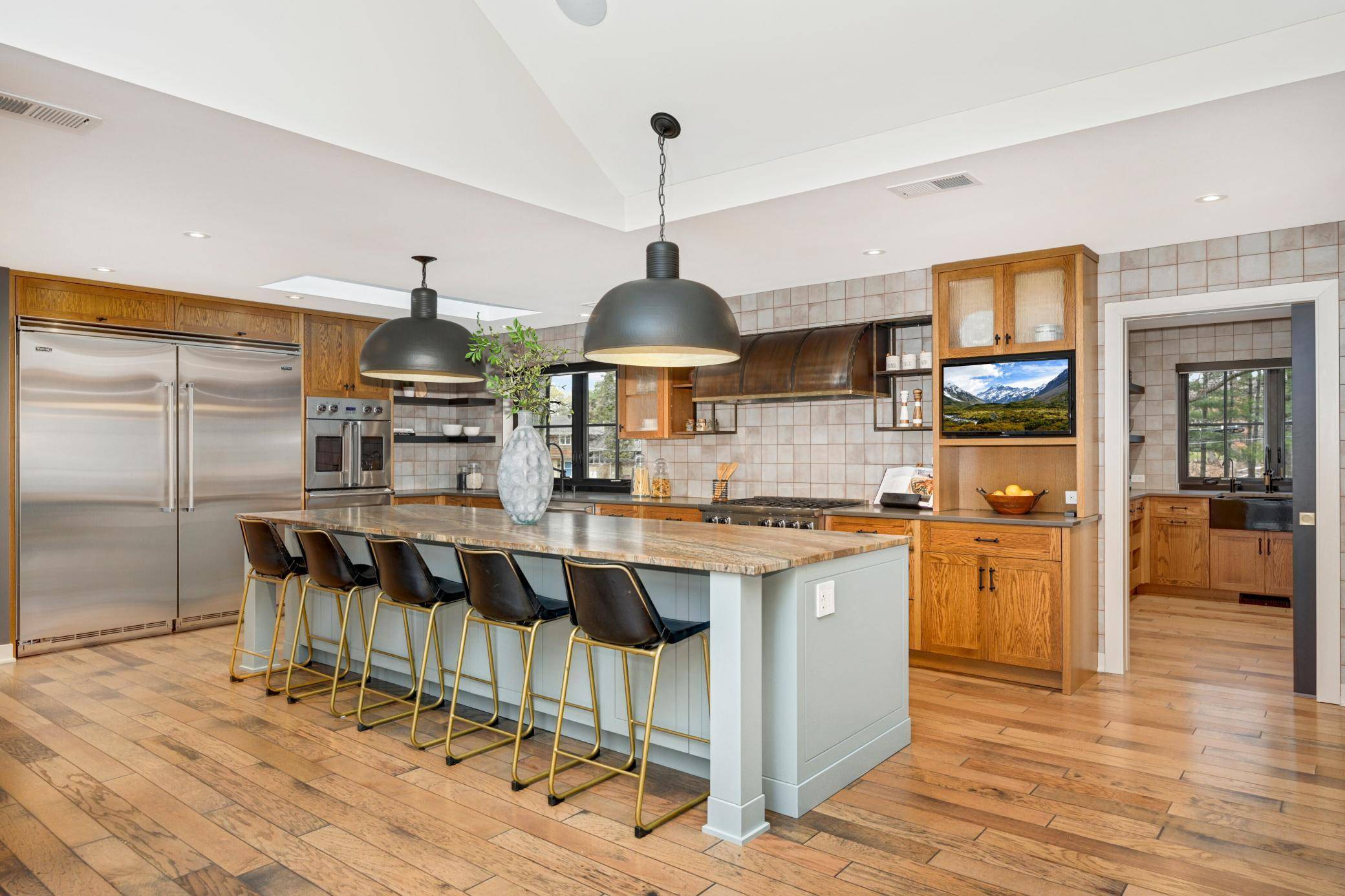 Saint Louis Park, MN 55416,2301 Parklands RD
