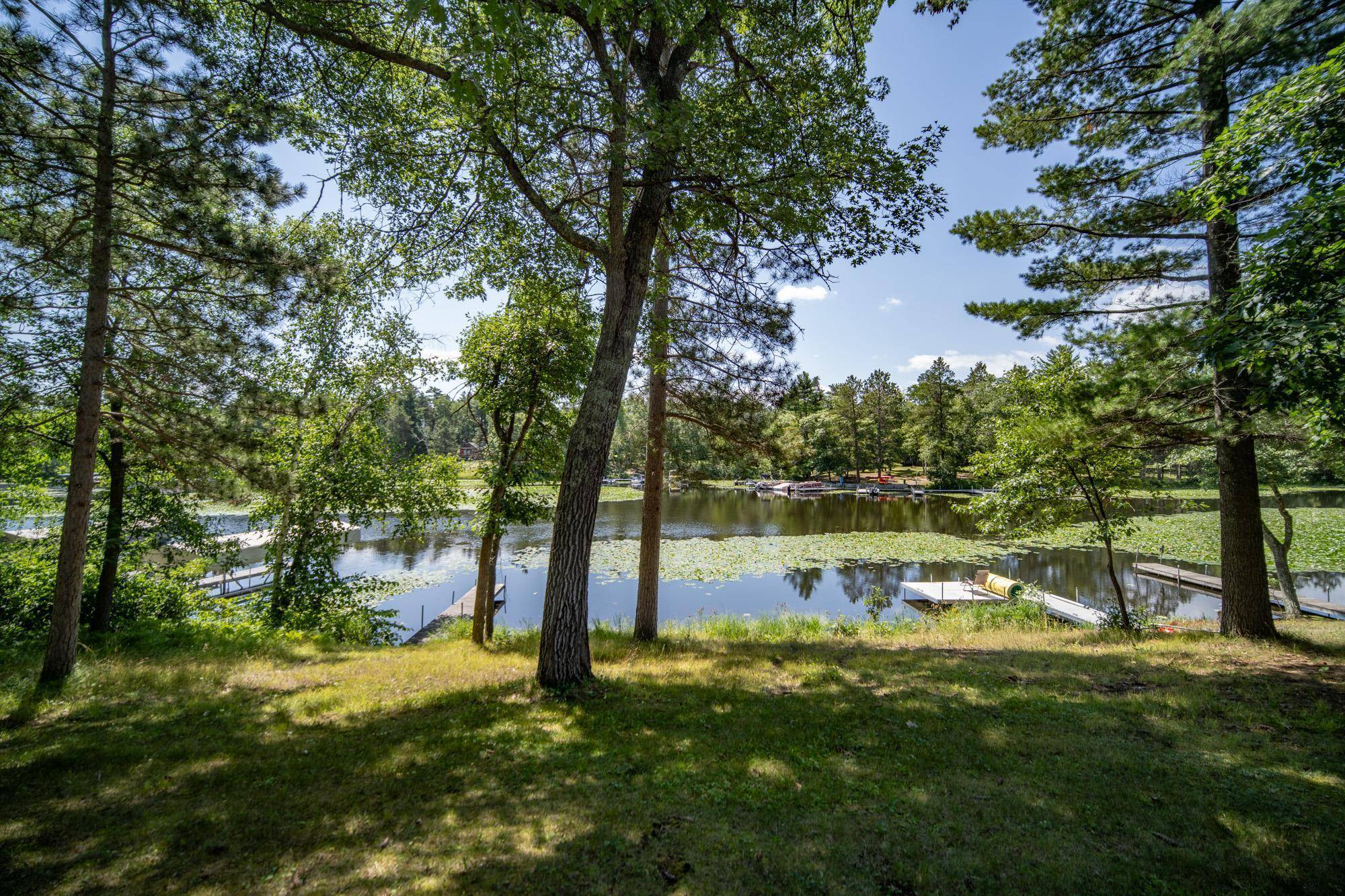 Crosslake, MN 56442,11555 Milinda Shores RD