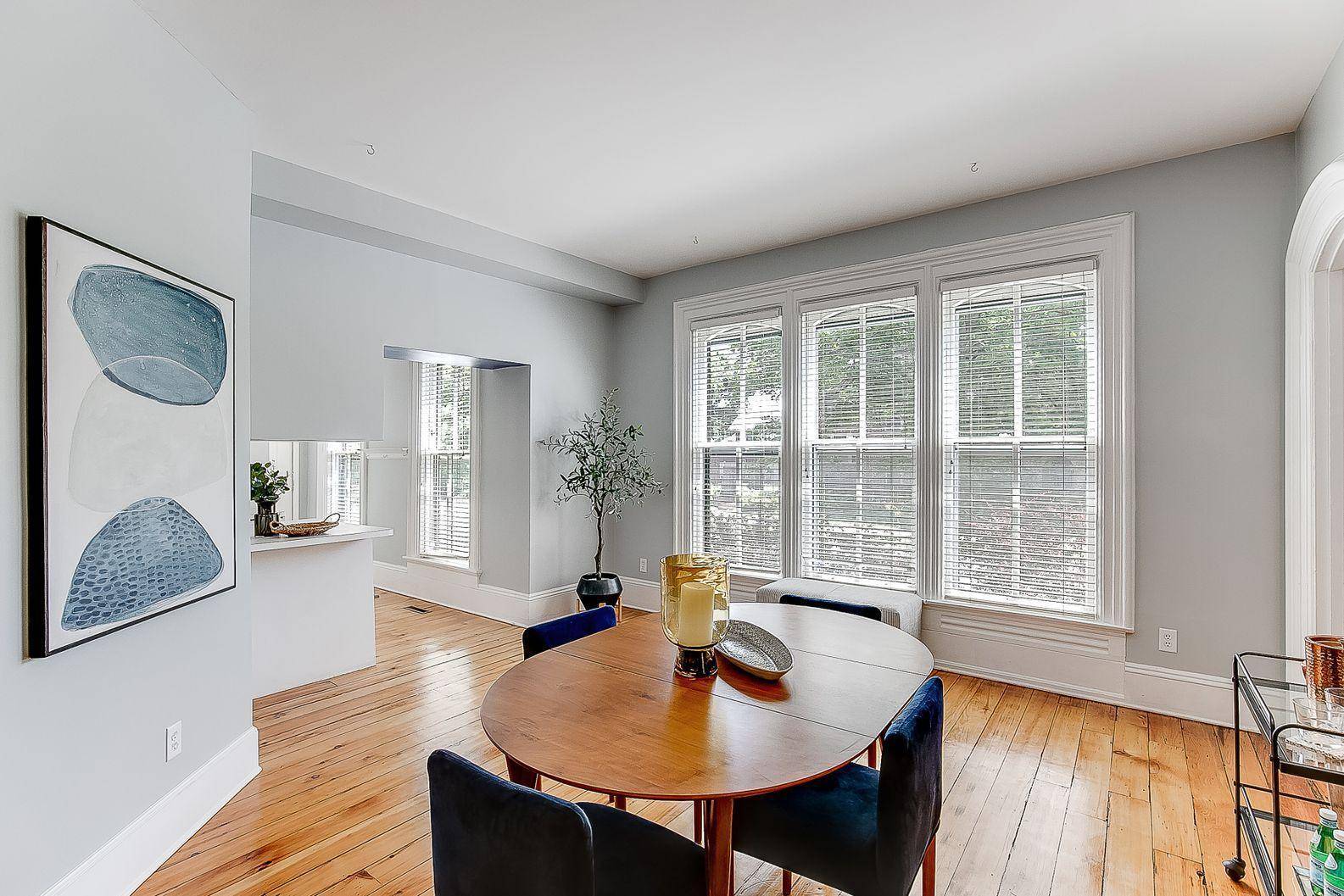 Minneapolis, MN 55404,2327 Pillsbury AVE S