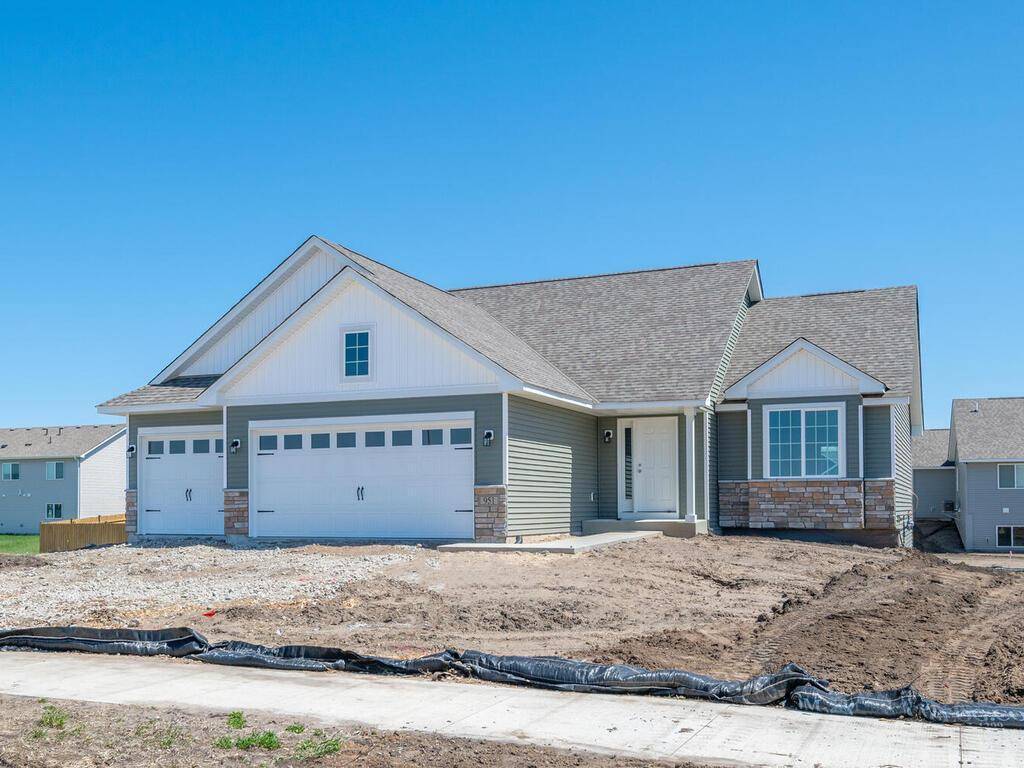 Belle Plaine, MN 56011,951 Prestwick DR