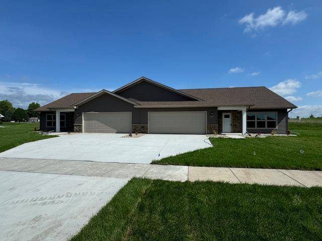 Fairmont, MN 56031,2214 Red Bird LN