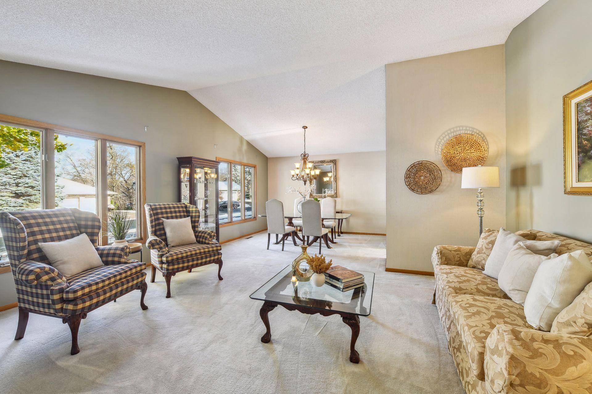 Eden Prairie, MN 55347,9811 Purgatory RD