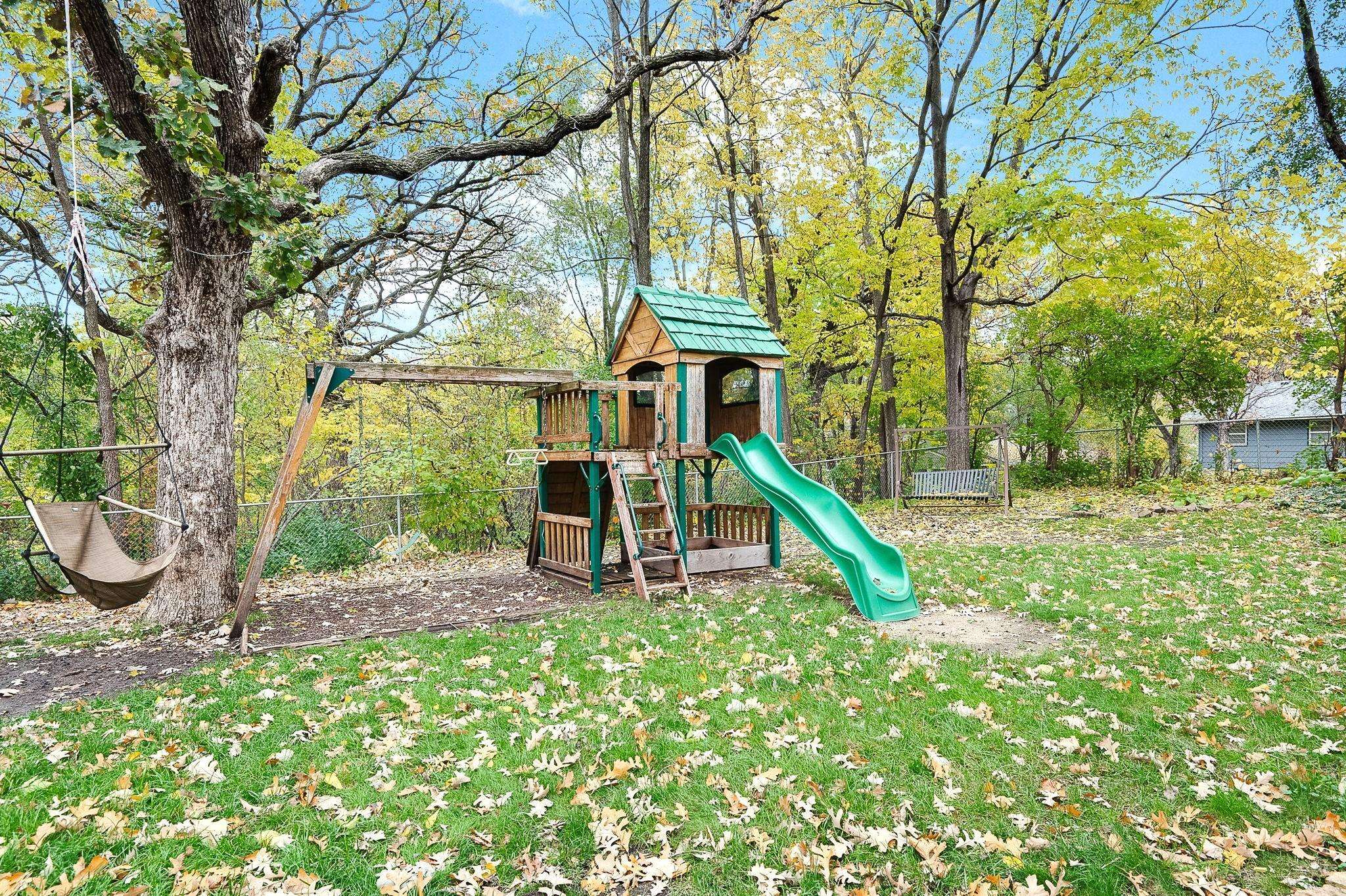 Prior Lake, MN 55372,16135 Saint Paul AVE SE
