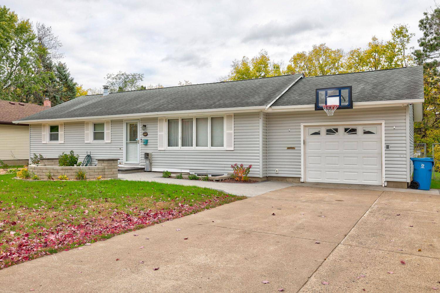 Elk River, MN 55330,541 7th ST NW