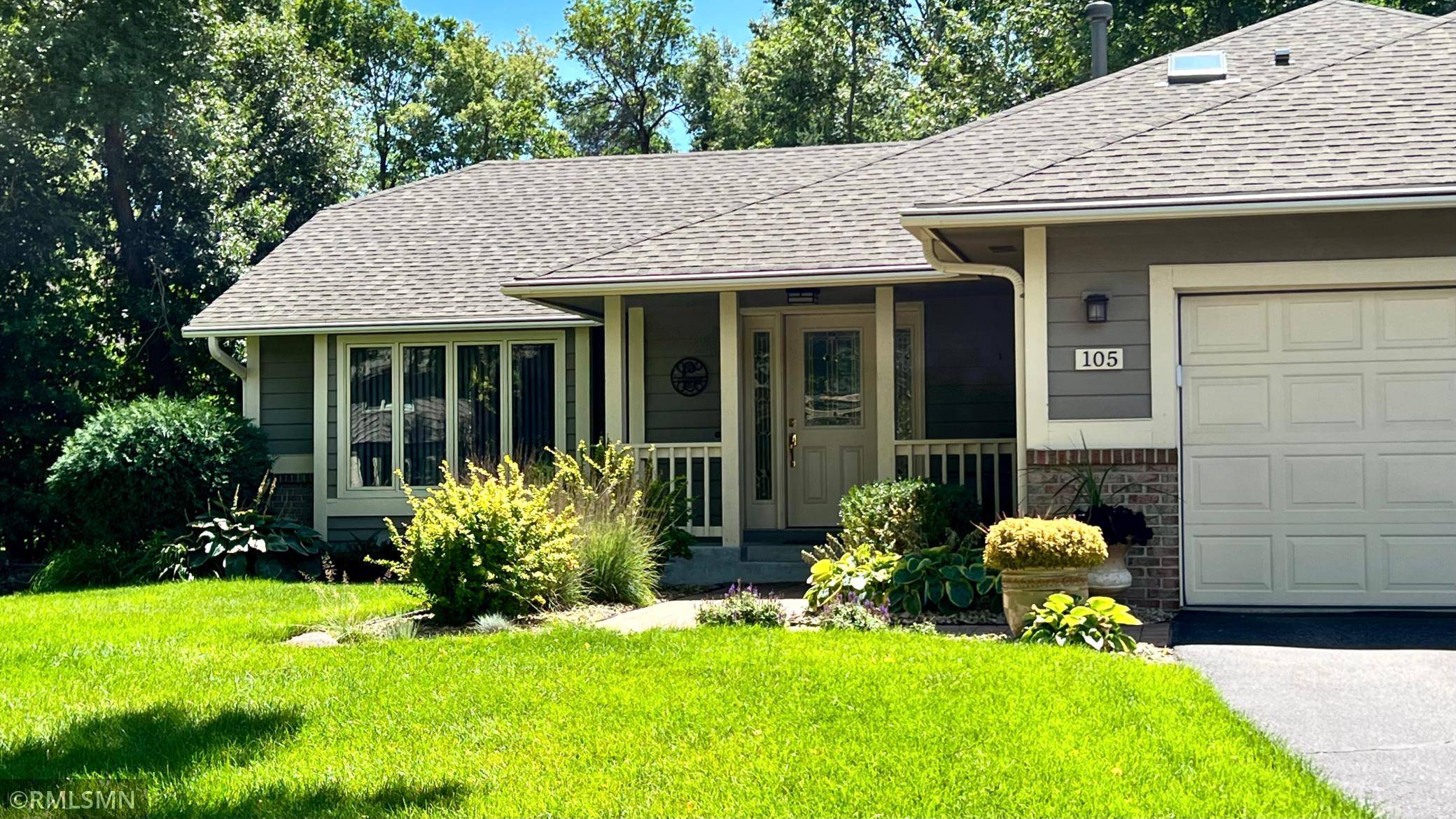 Burnsville, MN 55306,105 Interlachen RD