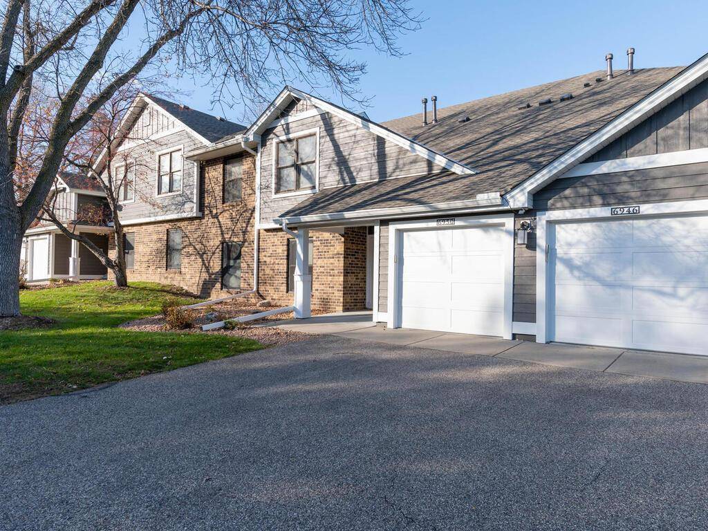 Edina, MN 55436,6946 Langford DR