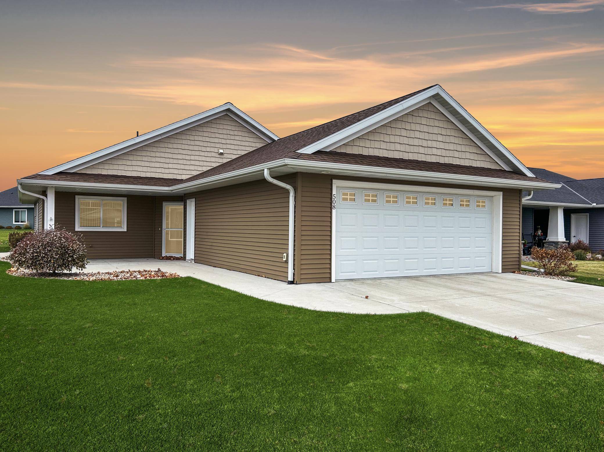 Willmar, MN 56201,508 28th ST SE