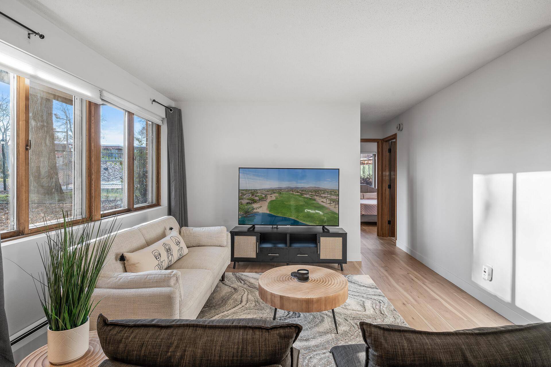 New Hope, MN 55428,6051 W Broadway AVE #101
