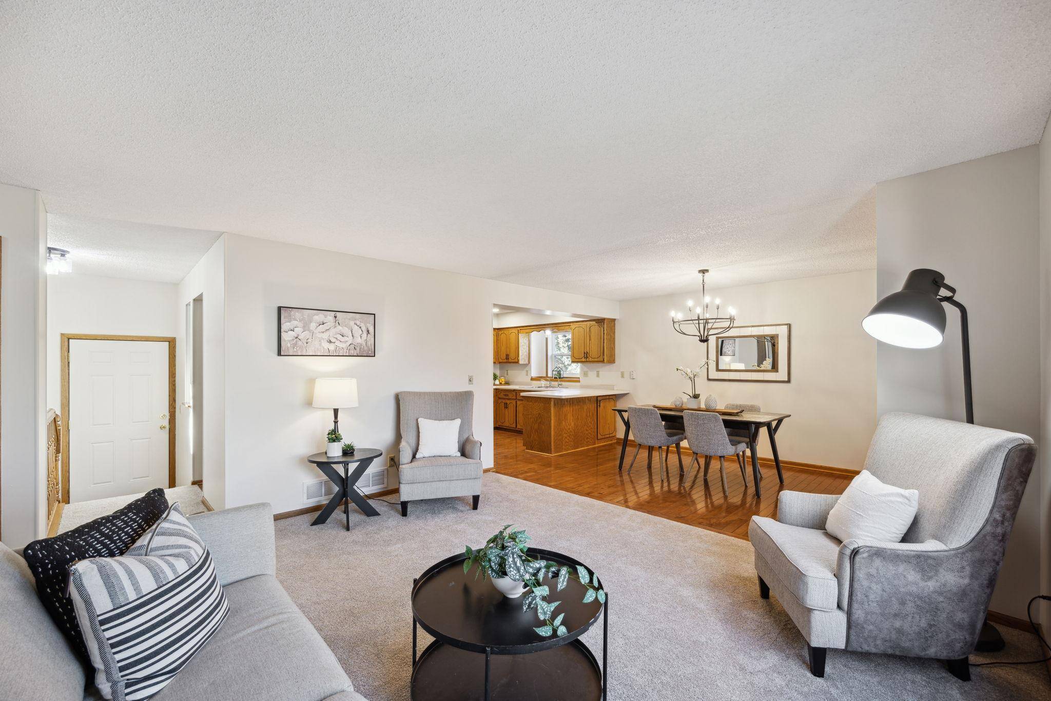 Albertville, MN 55301,5098 Lansing AVE NE