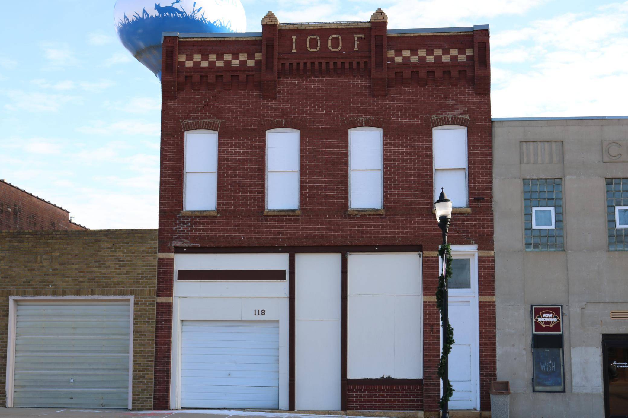 Sherburn, MN 56171,118 N Main ST