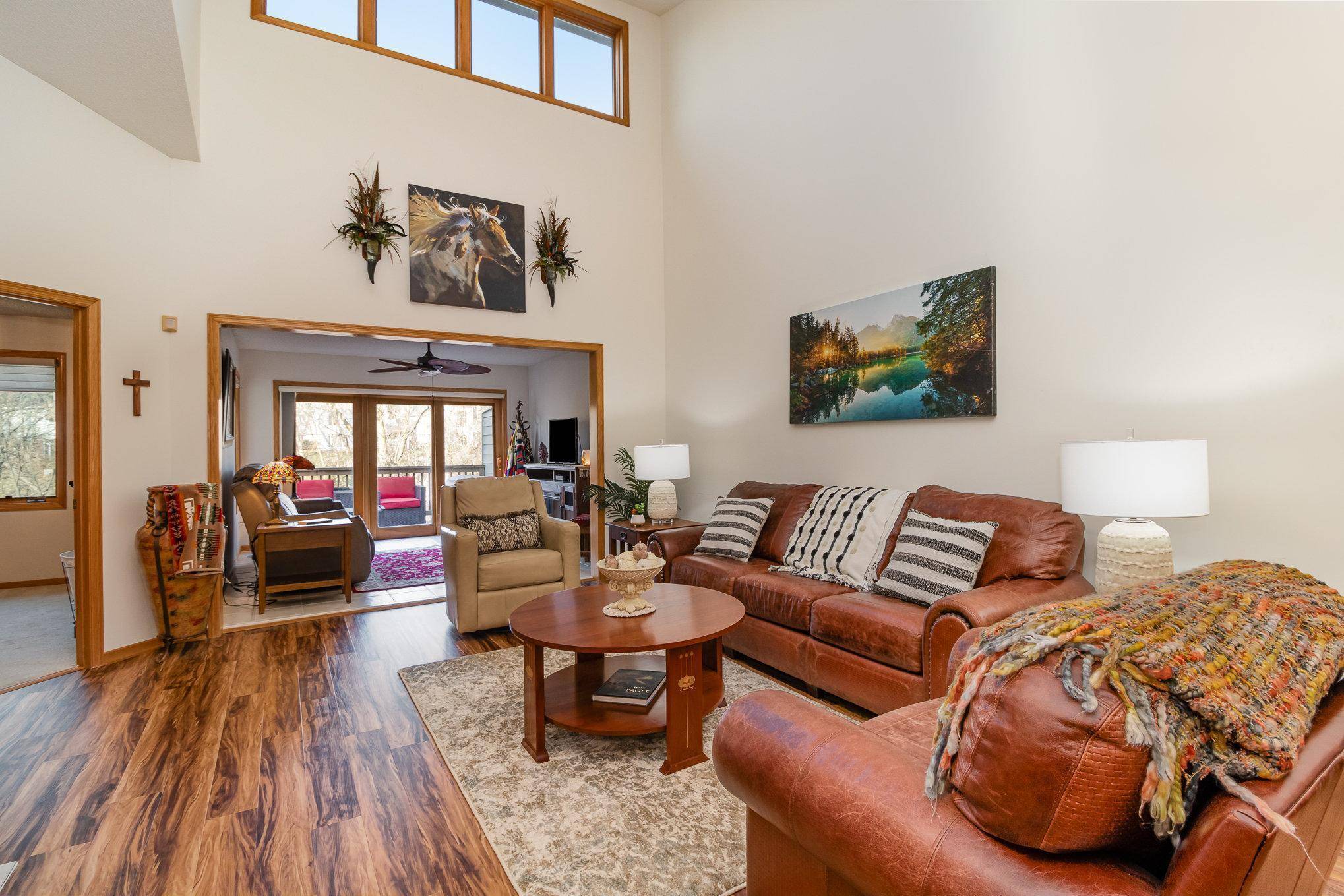 Eagan, MN 55122,4195 Starbridge CT