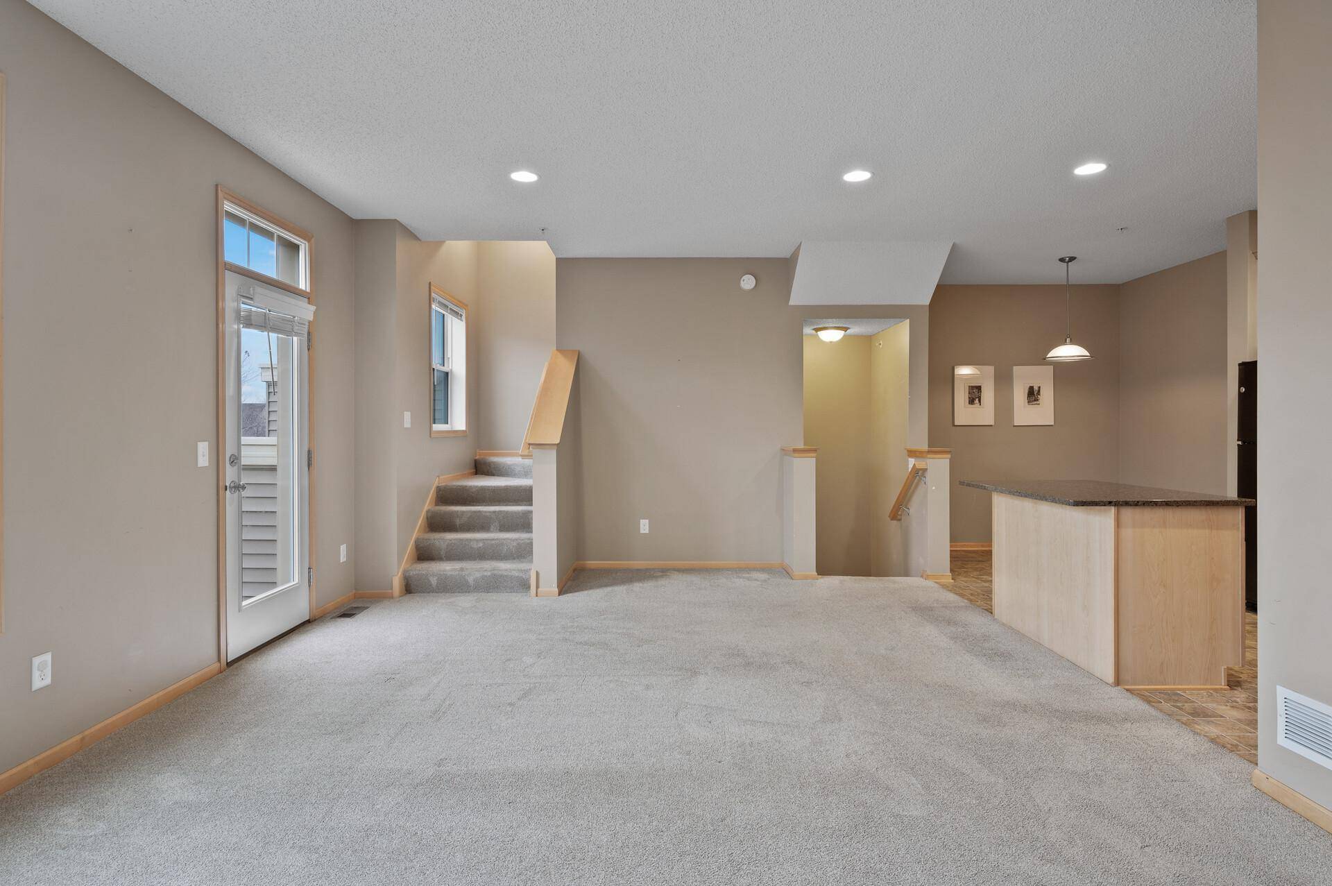 Maple Grove, MN 55369,11668 84th AVE N #303