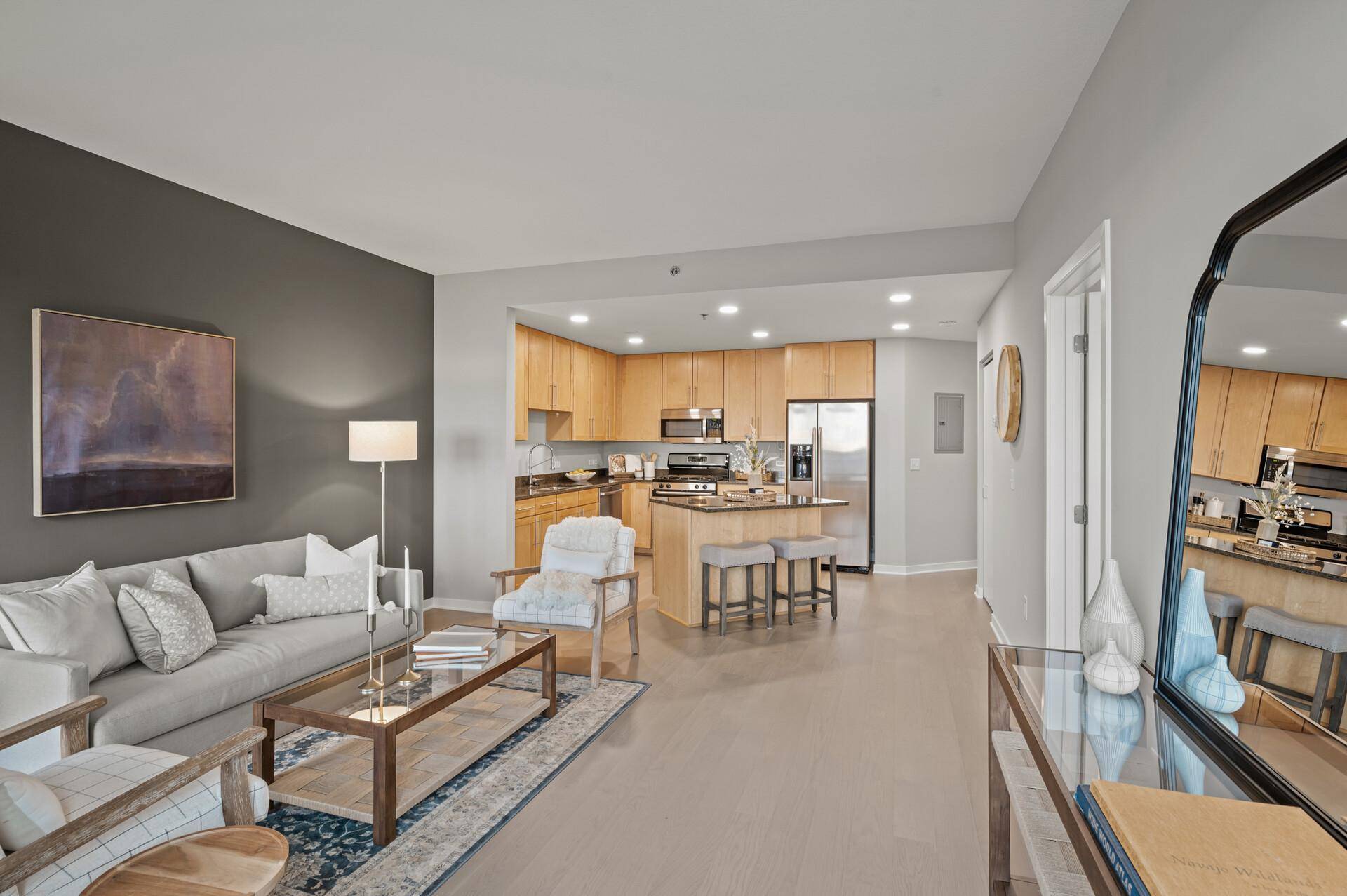Minneapolis, MN 55404,929 Portland AVE #1809