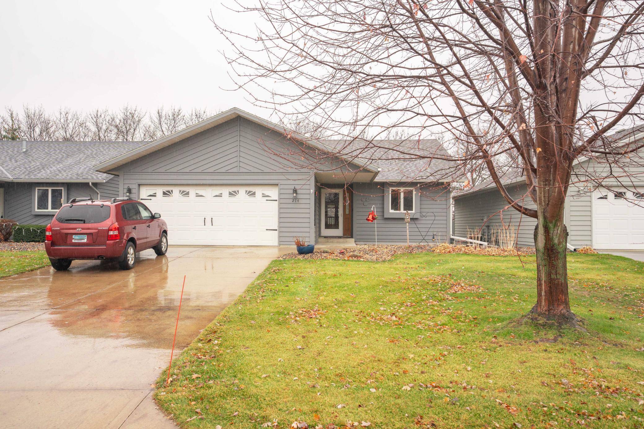 Cold Spring, MN 56320,214 River Oaks DR