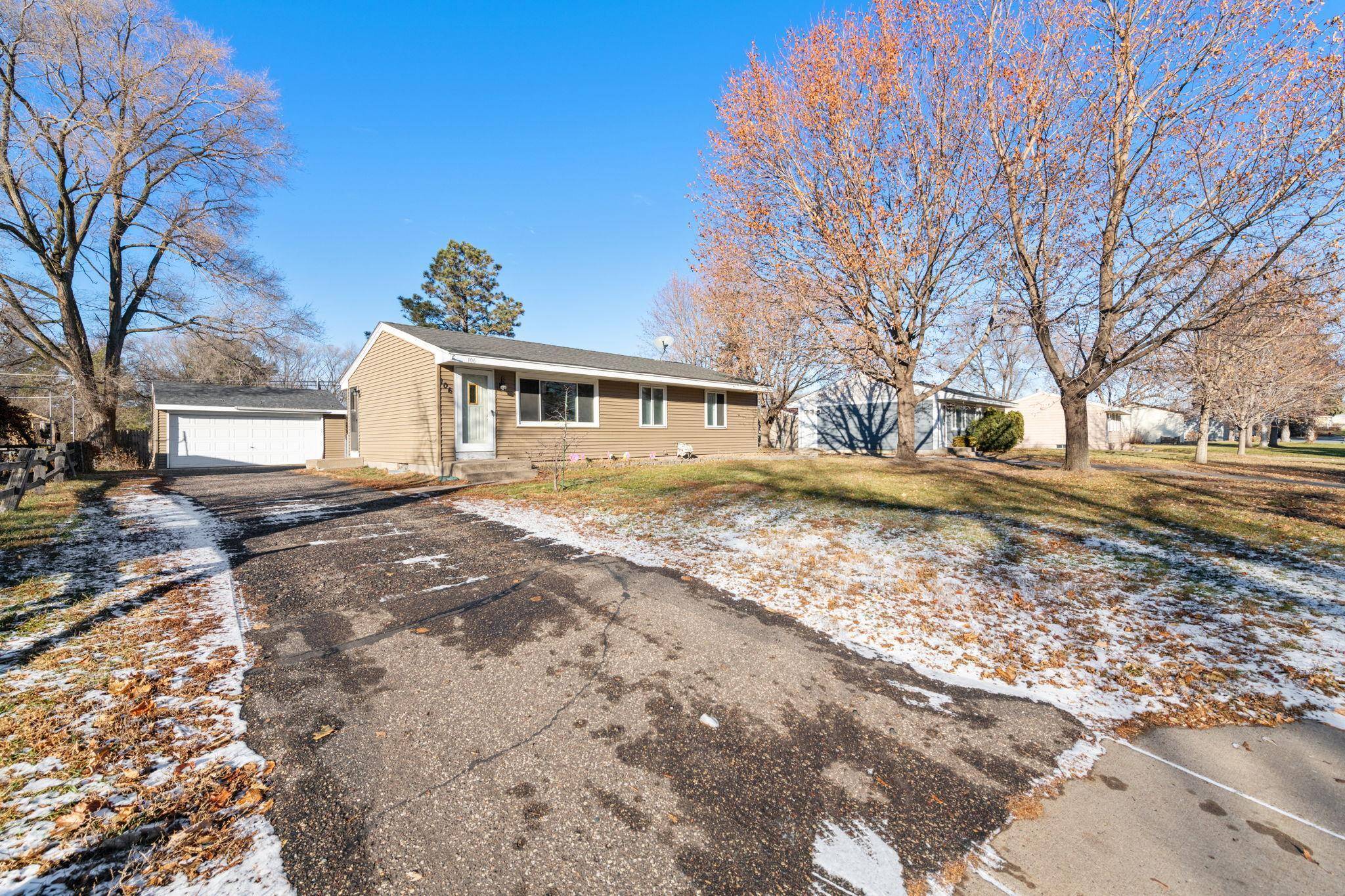 Circle Pines, MN 55014,106 Keith RD