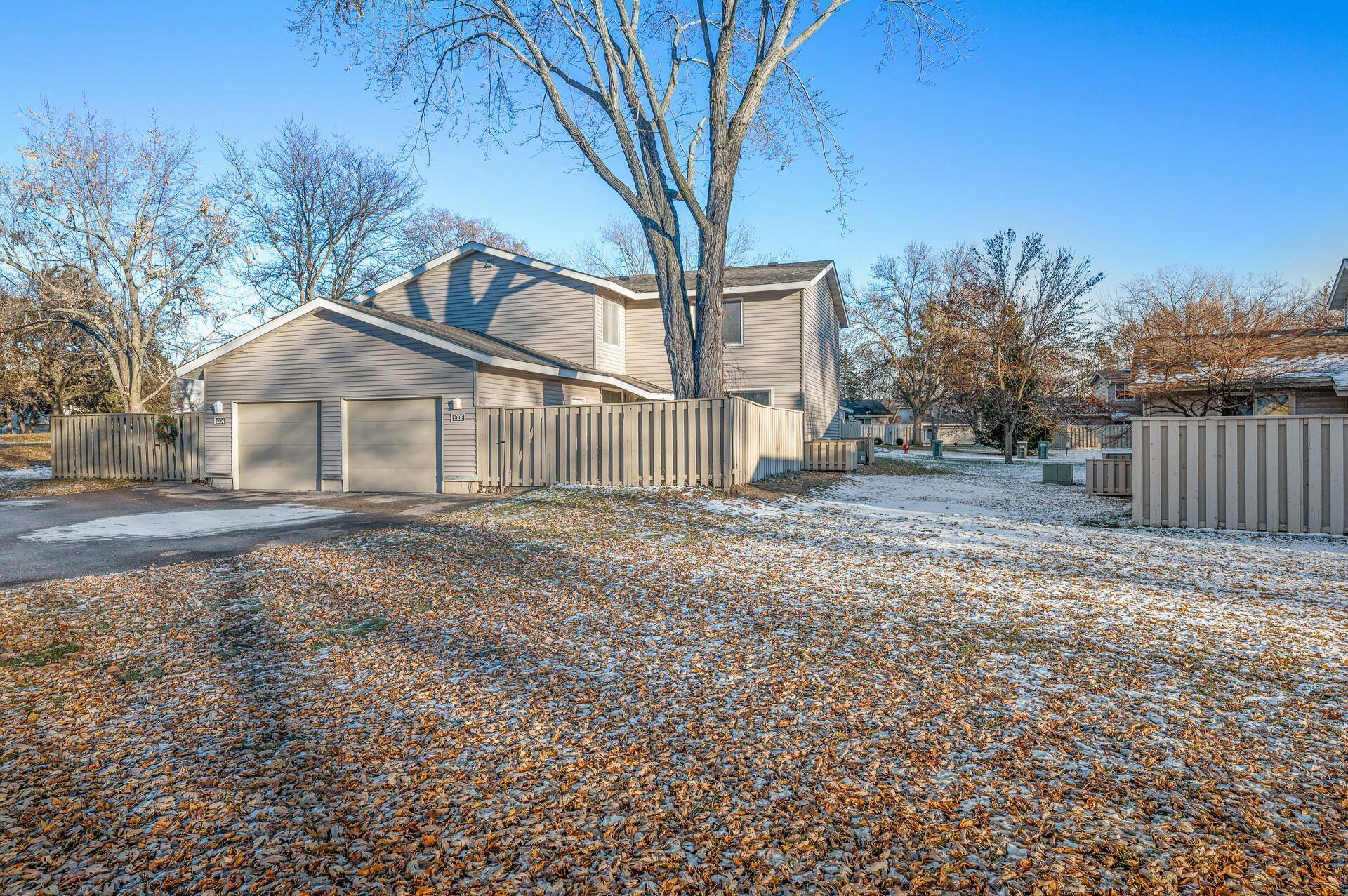 Shoreview, MN 55126,1006 Carmel CT