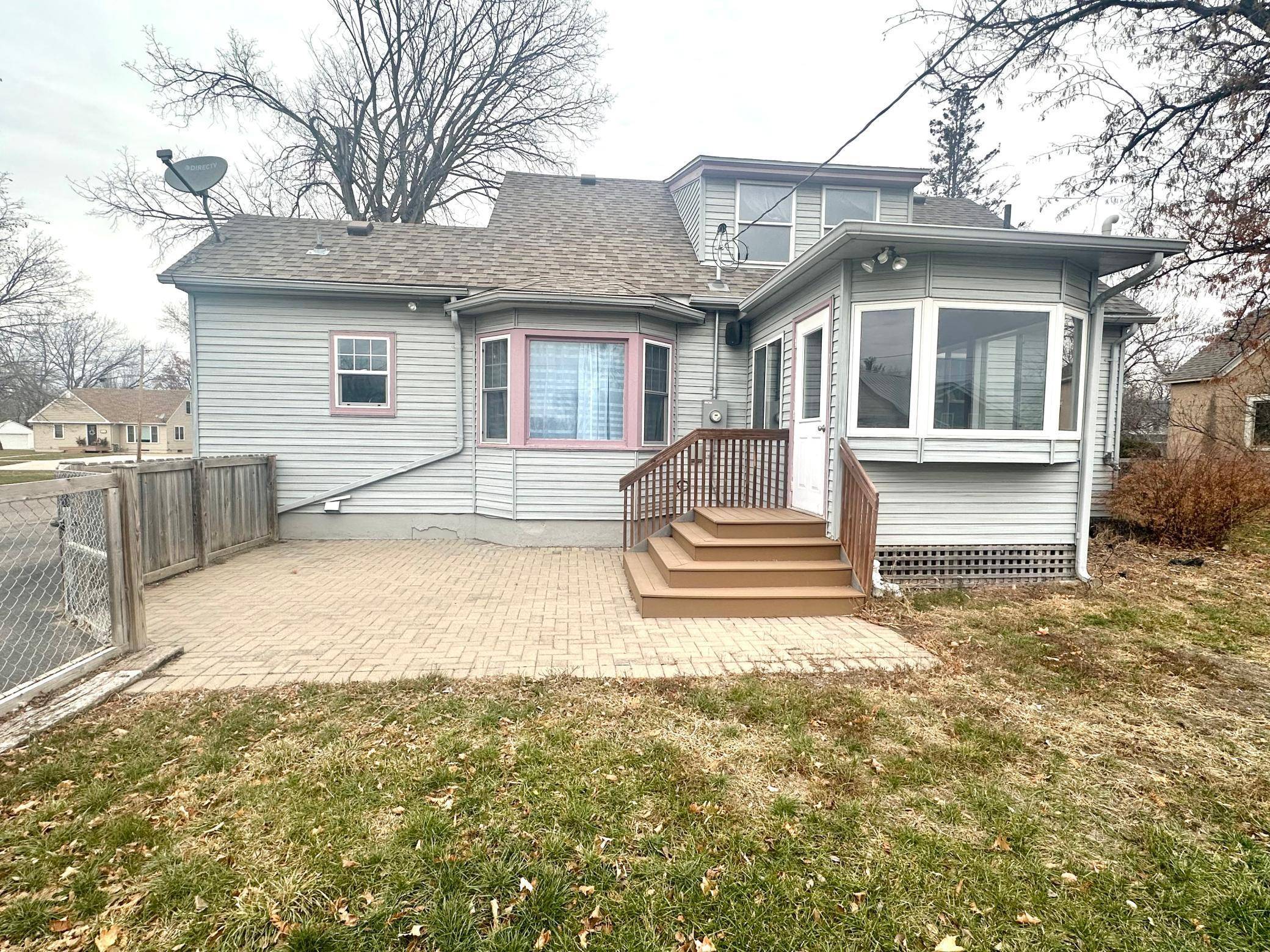 Cannon Falls, MN 55009,1017 Hoffman ST W