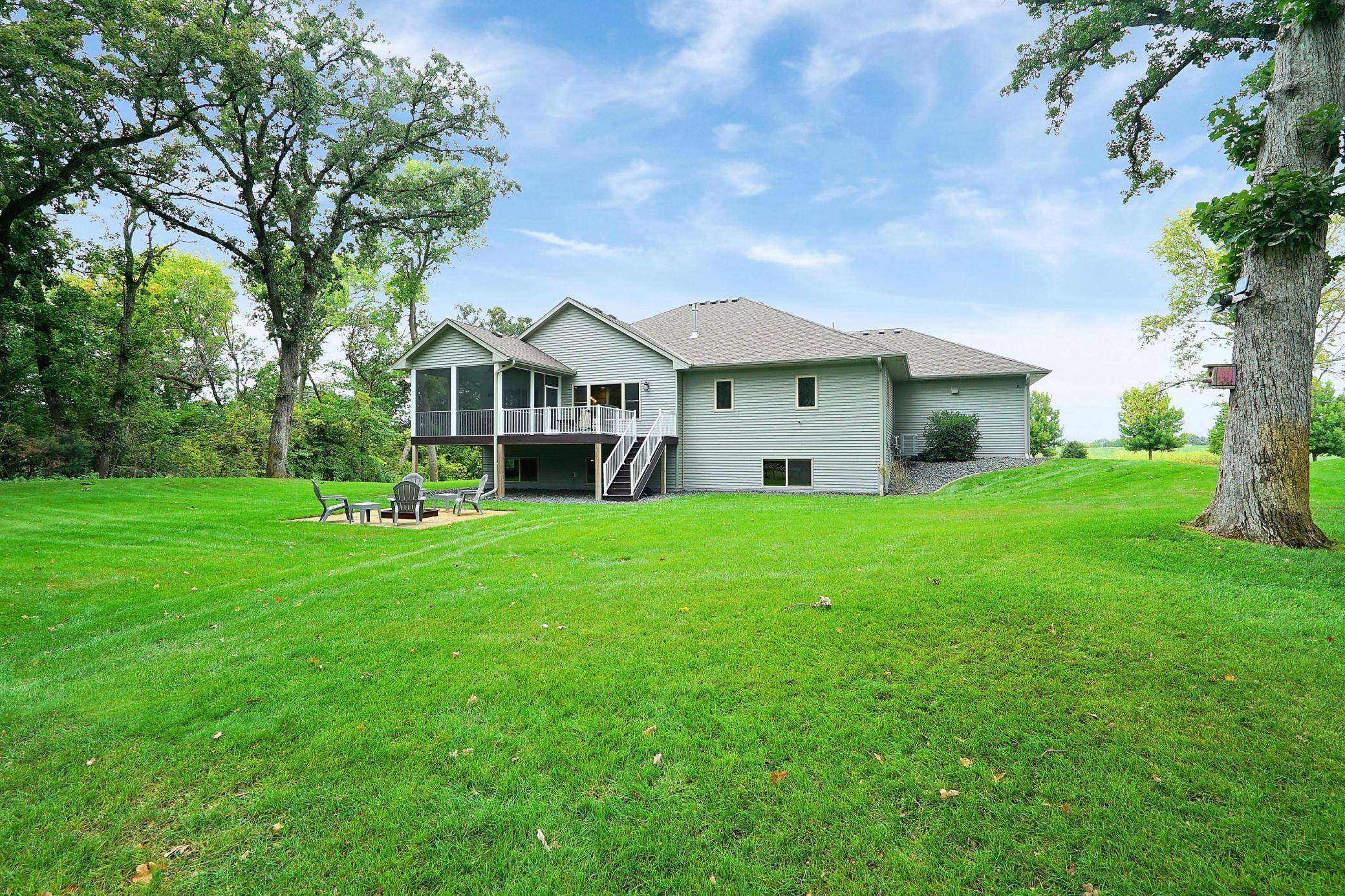 Cedar Lake Twp, MN 56071,293 Grand View CT