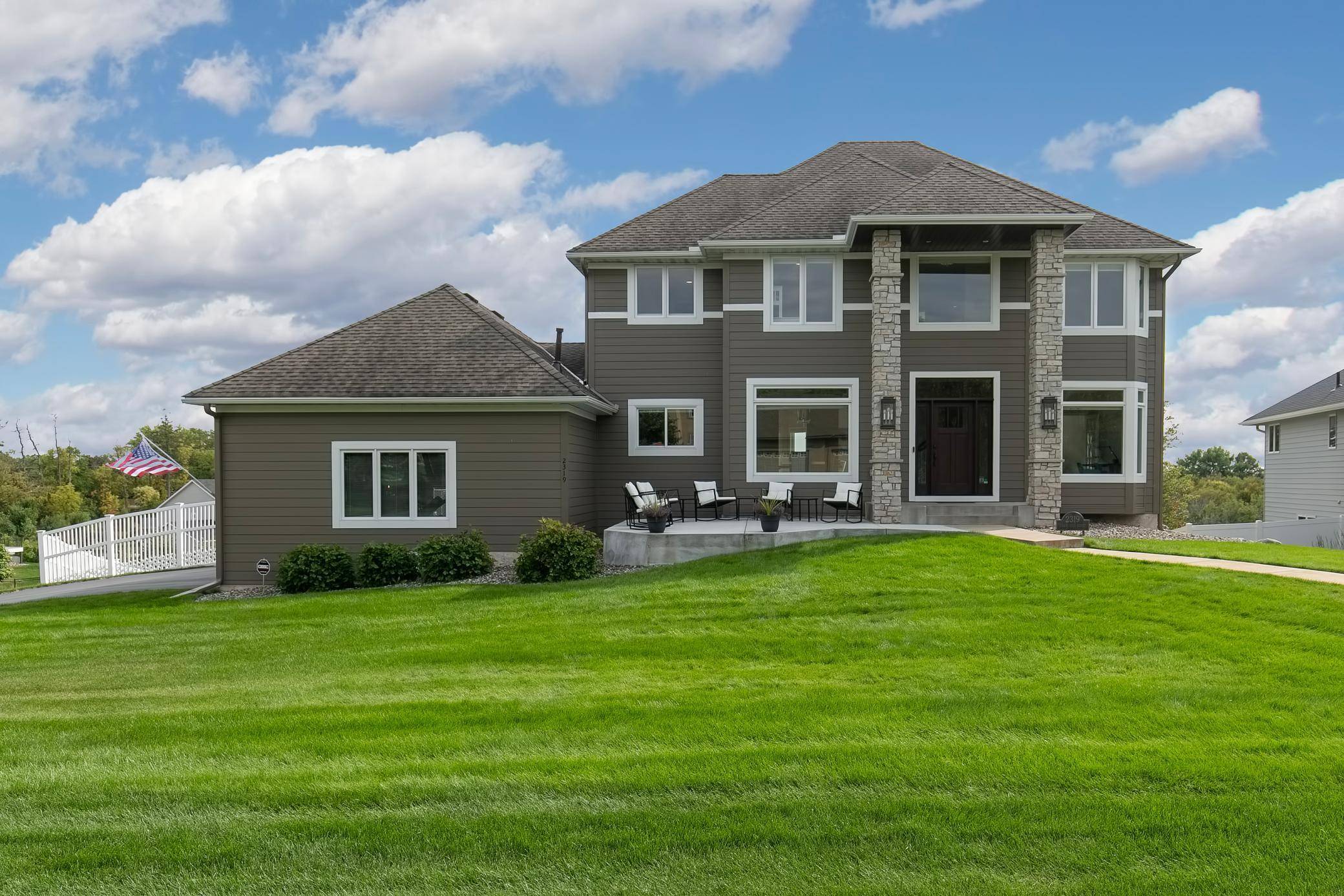 Chanhassen, MN 55317,2319 Fawn Hill CT