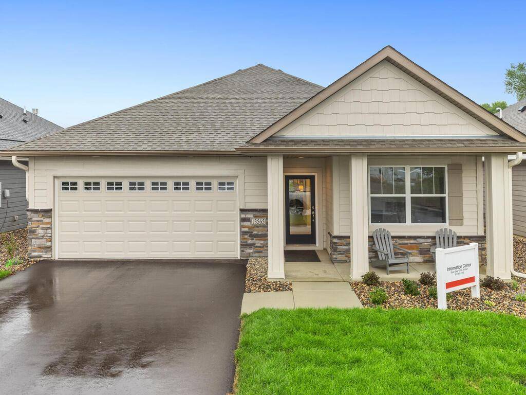 Apple Valley, MN 55124,13565 Hollybrook CT