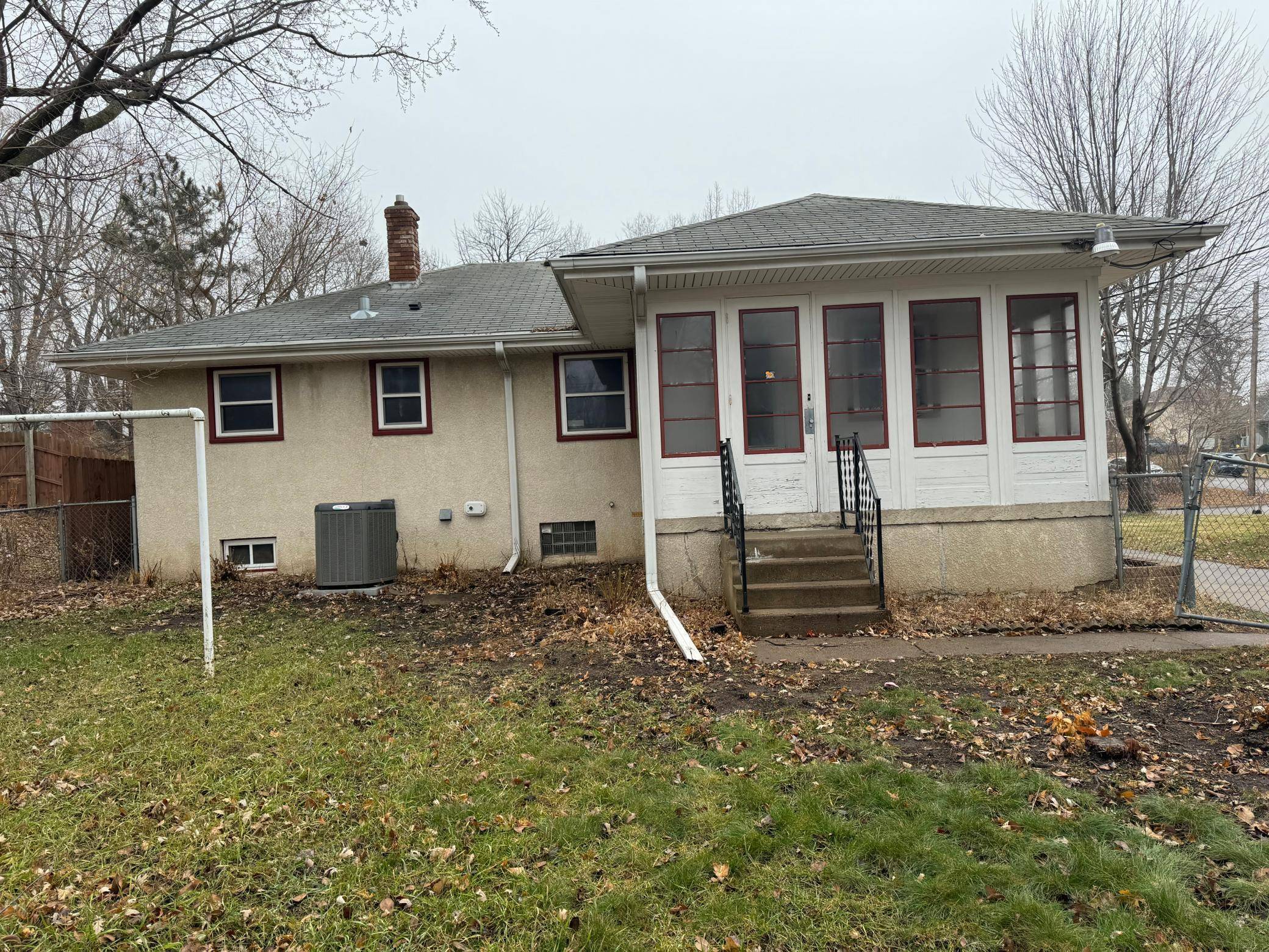 Saint Paul, MN 55117,1271 Kent ST