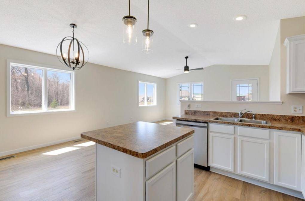 Saint Croix Falls, WI 54024,1303 Prairie LN