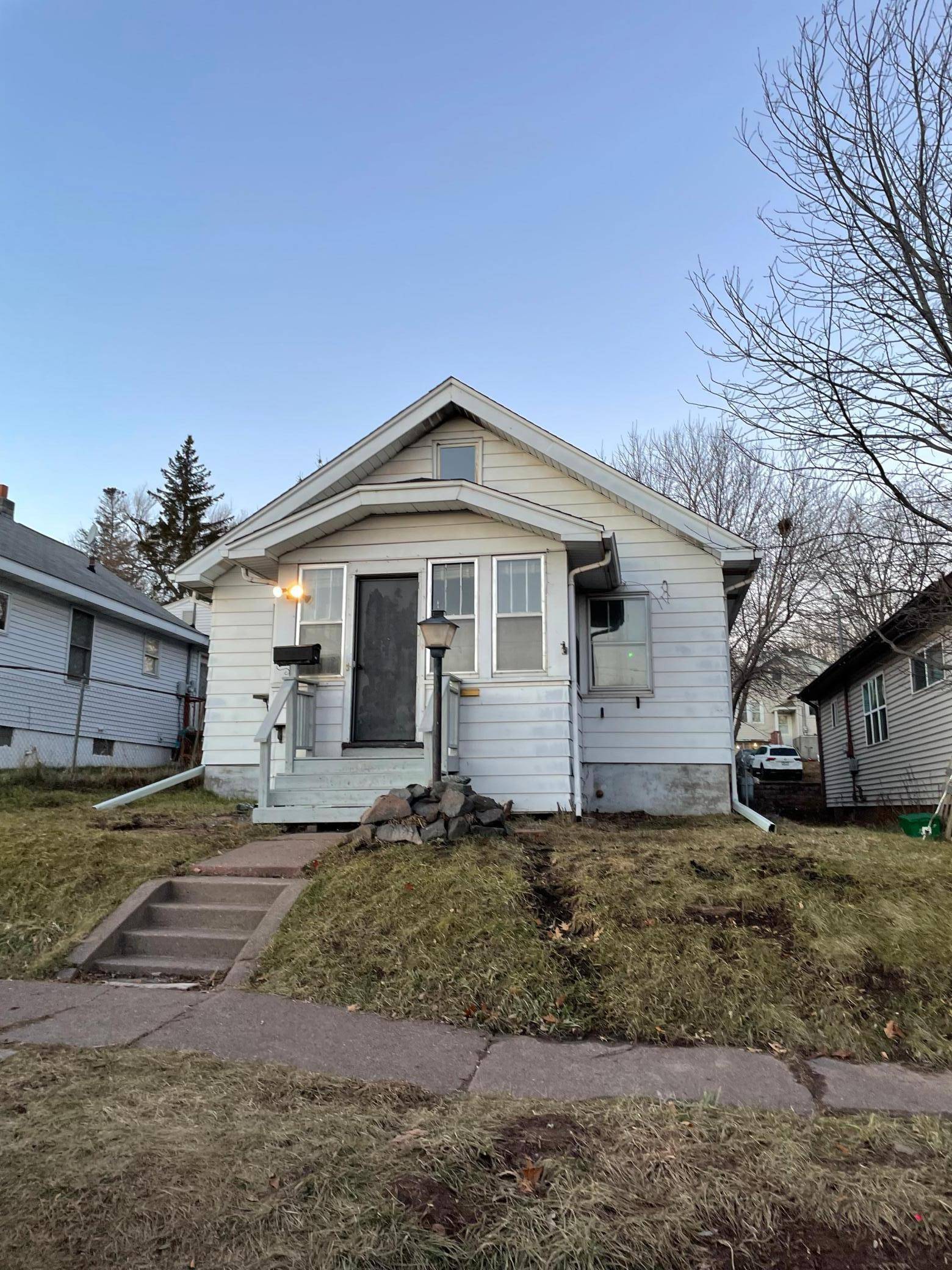 Duluth, MN 55806,3335 Vernon ST