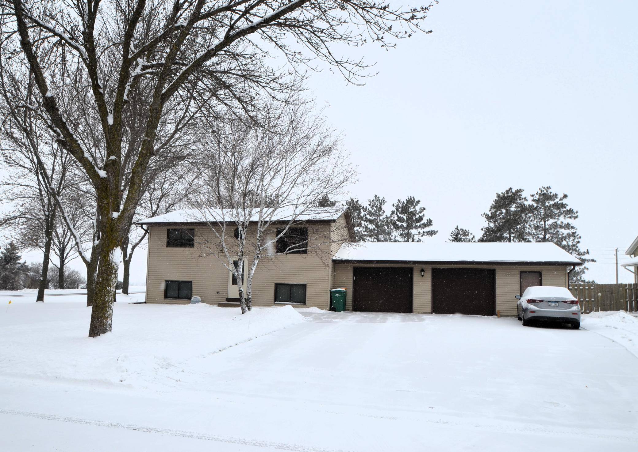 Litchfield, MN 55355,801 N Estates AVE